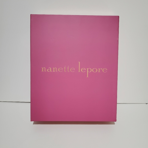 NANETTE LEPORE 4 PIECE GIFT SET - Picture 11 of 11